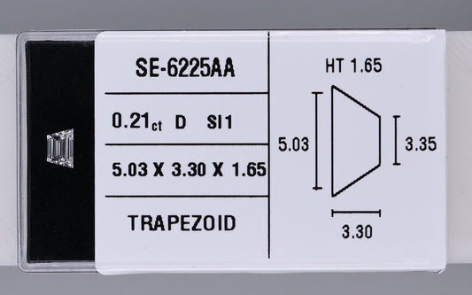0.21 Carat Natural D SI1 Trapezoid Diamond SE-6225AA