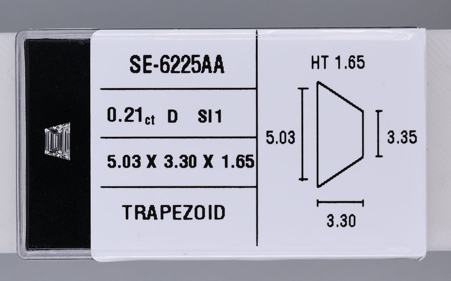 0.21 Carat Natural D SI1 Trapezoid Diamond SE-6225AA