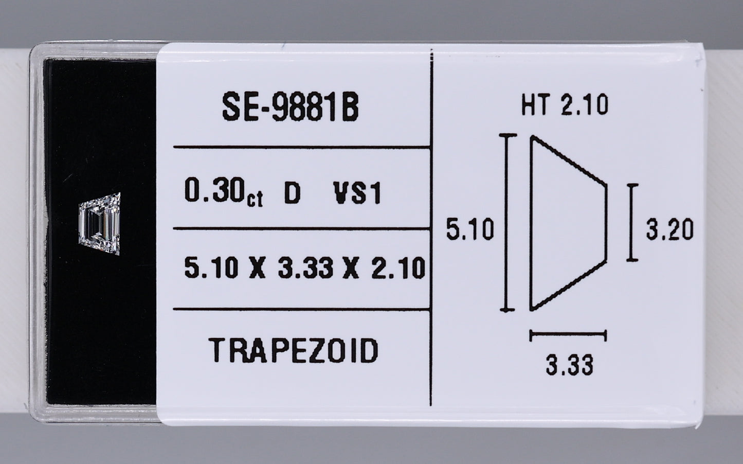 0.30 Carat Natural D VS1 Trapezoid Diamond SE-9881B