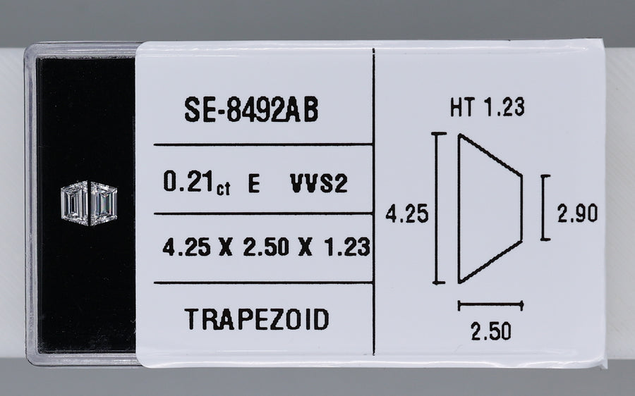 0.21 Carat Natural E VVS2 Trapezoid Diamond SE-8492AB