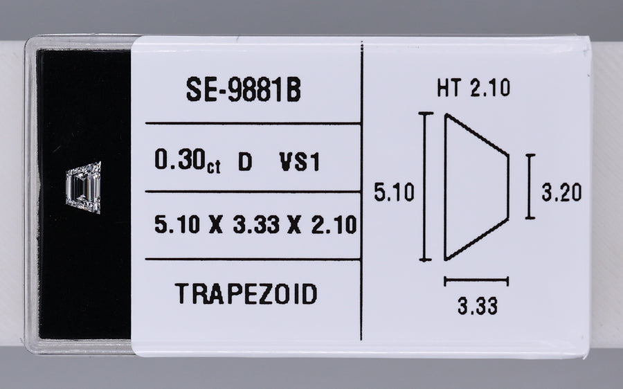 0.30 Carat Natural D VS1 Trapezoid Diamond SE-9881B